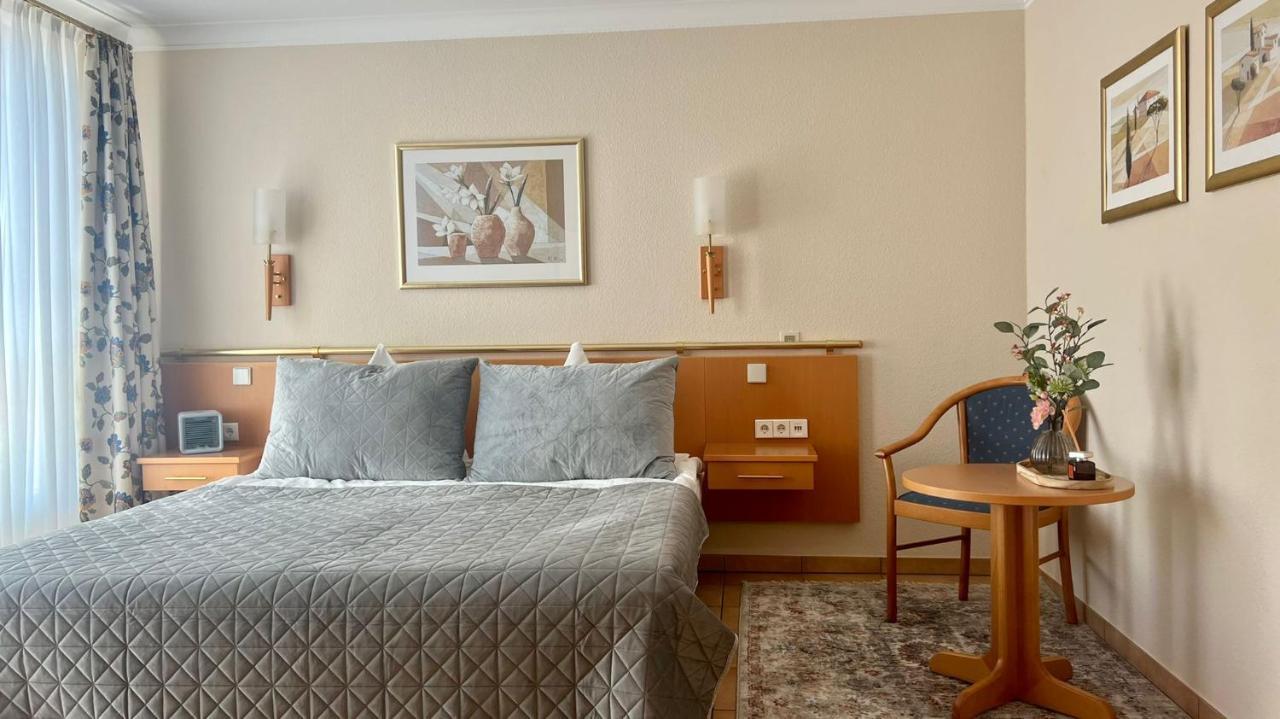 Hotel Victoria Dinslaken Dış mekan fotoğraf