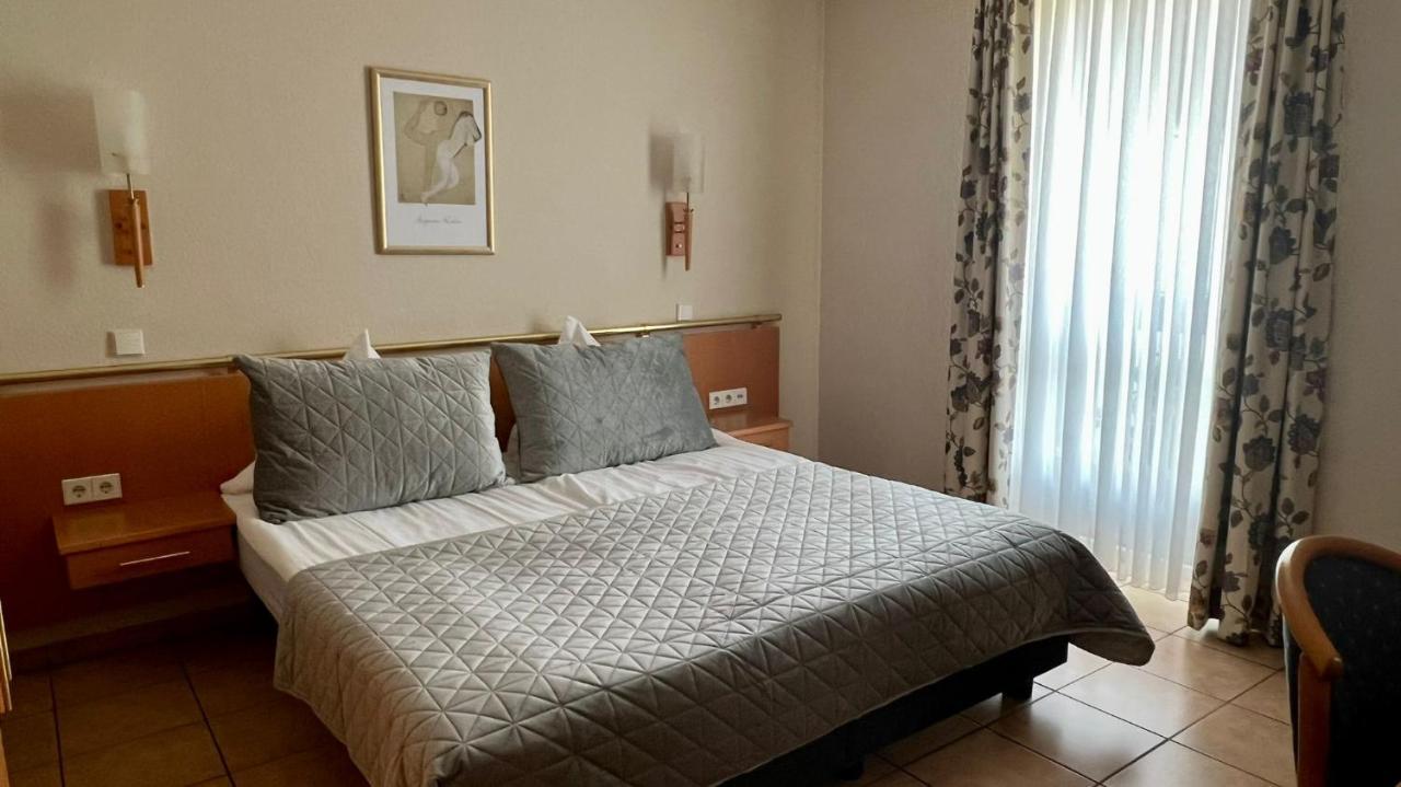 Hotel Victoria Dinslaken Dış mekan fotoğraf