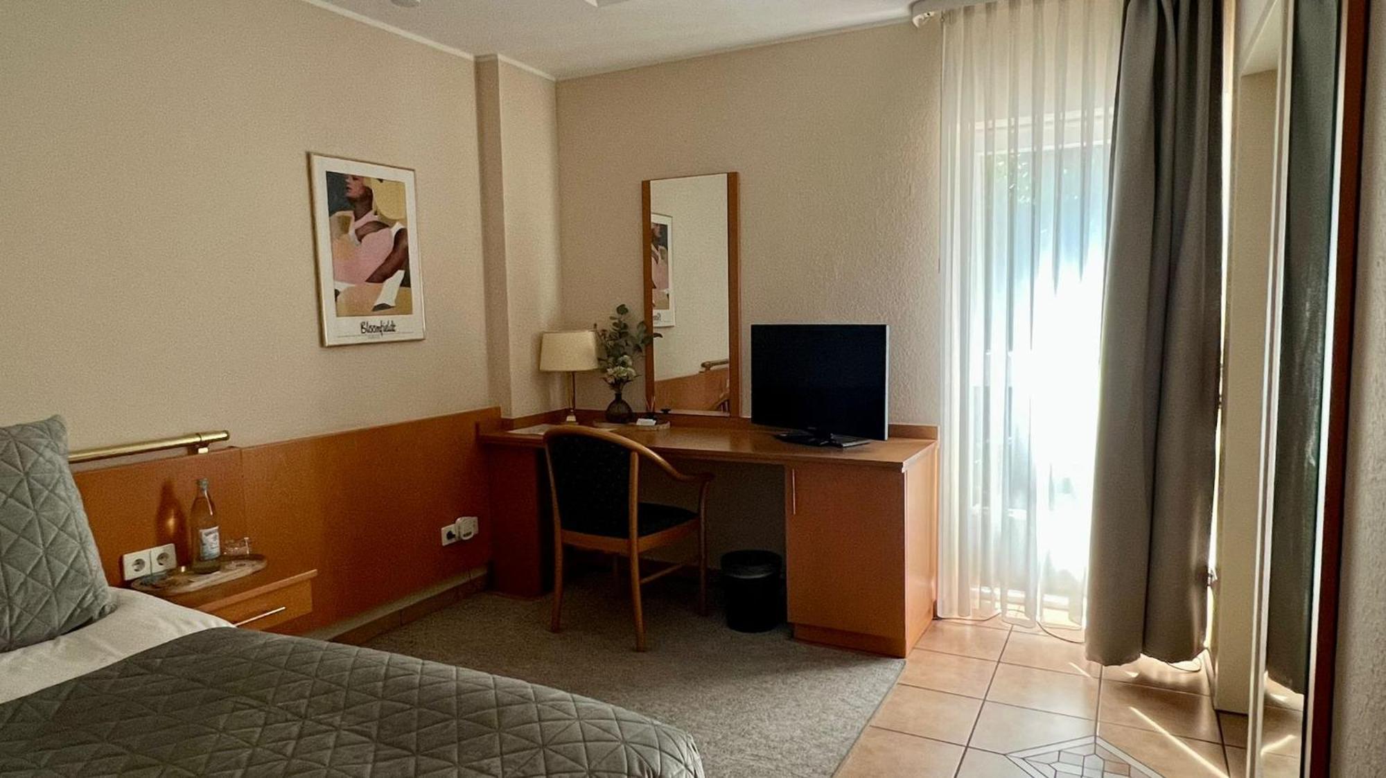 Hotel Victoria Dinslaken Dış mekan fotoğraf